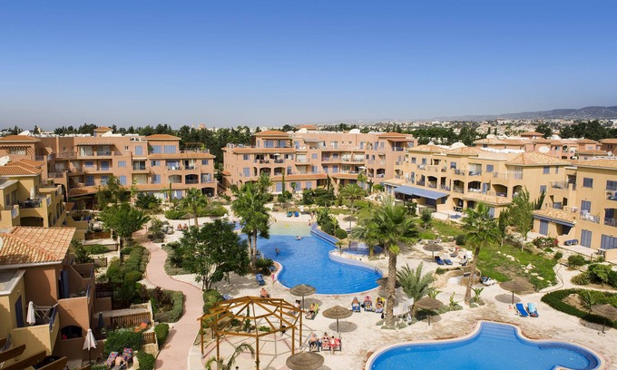 Universal Apartment | Resitour - Limnaria Gardens