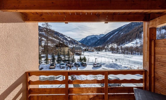 Abries Apartment | Resort center, fitness, swimming pool, parking, tv, ski locker, 27-54m², Abriès