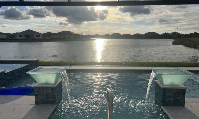 Estero House | Resort Like Retreat ! Inground heated pool/hot tub/large lanai and much more!