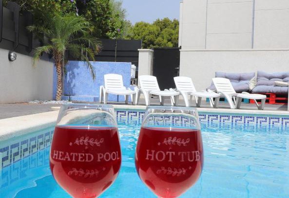 Miami Platja Villa | Resort Playa Cristal