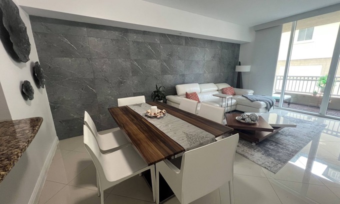 Boynton Beach Resort | RESORT STILE APARTMENT