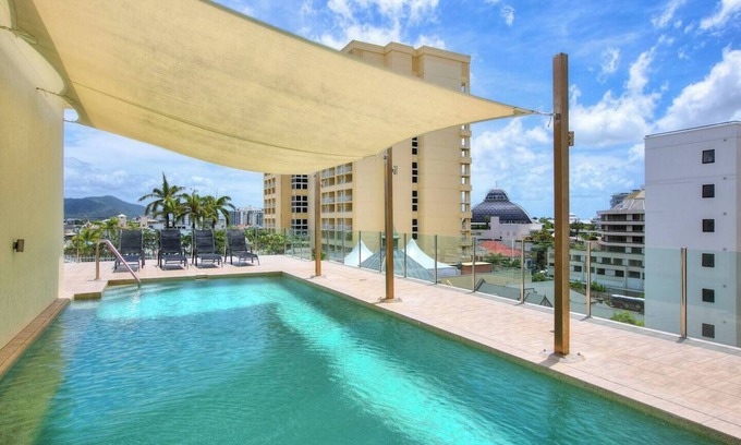 Cairns Central Business District Apartment | Resort Style Cityview Getaway in Perfect Location
