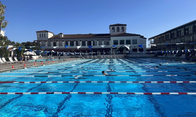 Santa Ana Condo | Resort Style Condo near Disneyland, Beaches, Los Angeles & so much more