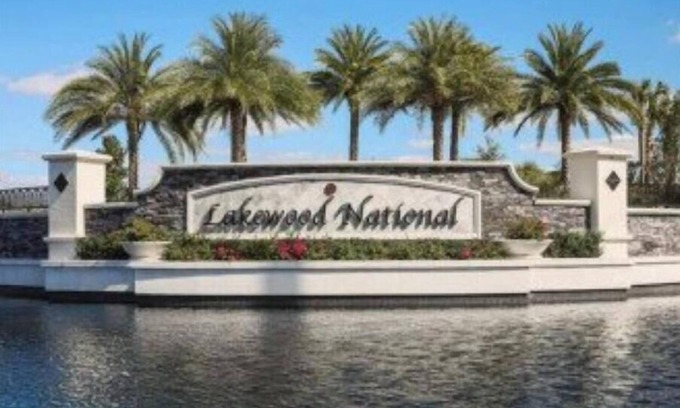 Lakewood Ranch Condo | Resort Style Condo inside Lakewood National Golf Club