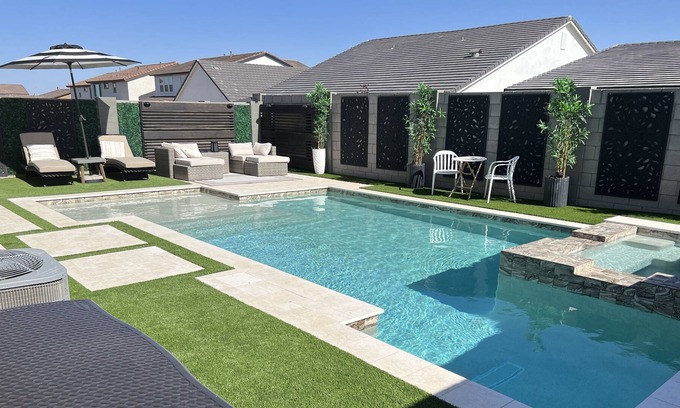 Maricopa County House | Resort style Family Oasis w/ Private heated Pool, Hot Tub, BBQ & Golf (3 mi)