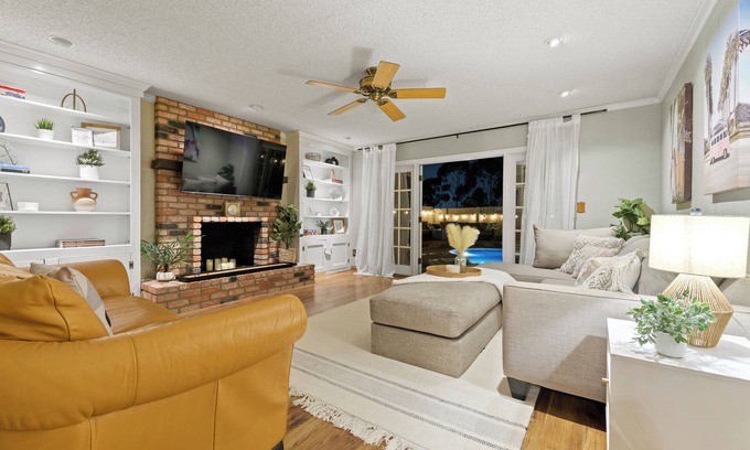 University City House | Resort Style Zen Retreat Heated Pool, Spa & Game Room