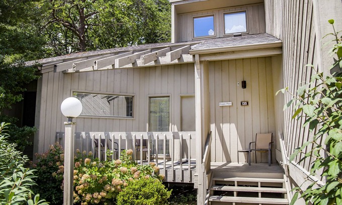 Fairfield Glade Villa | 🌄Resort Vacations at Fairfield Glade TN Golf Villa with two bedrooms + loft, has 6 beds!