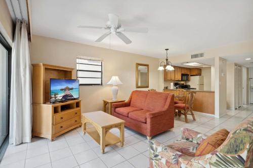 Park Shore House | Resort View and Corner Unit