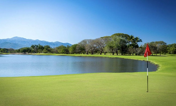 Las Jarretaderas Resort | Resort with 2 bedrooms, WiFi, fitness room, beautiful views and room to relax.