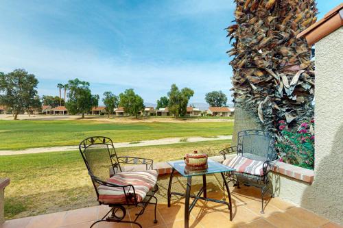 Palm Desert Apartment | Resorter Retreat Permit# STR2025-0136