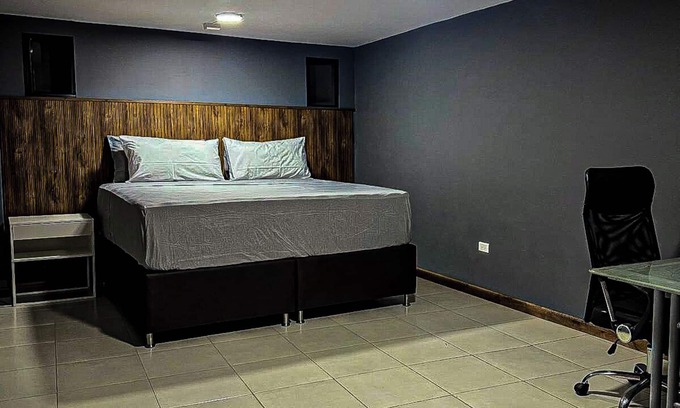 La Candelaria Apartment | Rest Plus Room : King Size Bed : Private Bathroom
