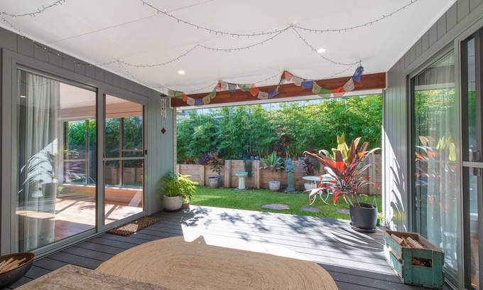 Lake Cathie House | Rest, Relax and Recharge at Rainbow Escape!