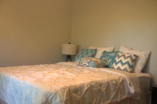 Conyers House | Rest & Relax in our cozy 5 Bedroom House