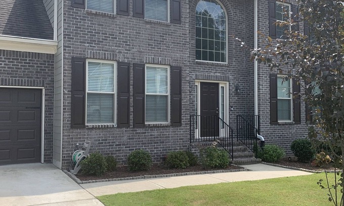 Powder Springs House | Retreat at Powder Springs