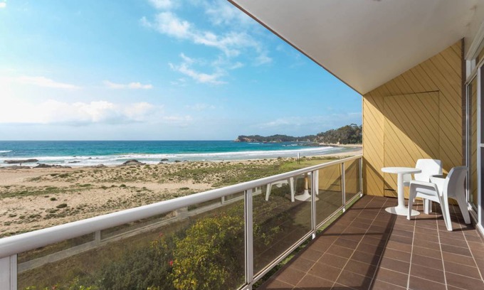 Malua Bay Apartment | Retreat Beside The Beach - Unit Five