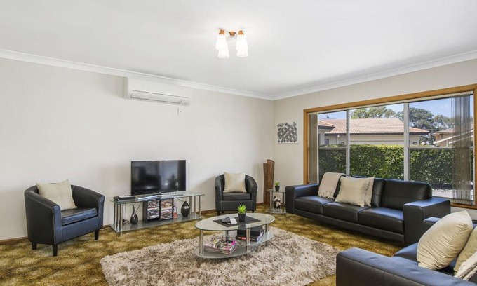 North Haven House | Retro at Riverview