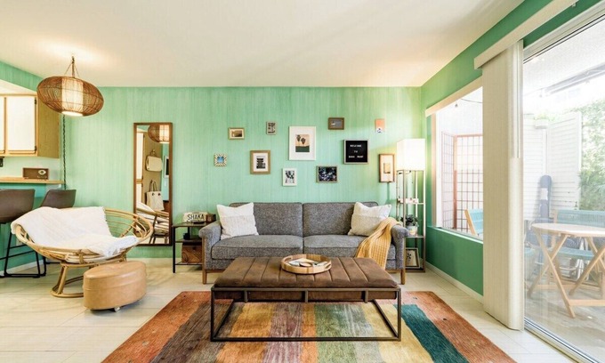 Capistrano Beach Apartment | Retro Beachside Getaway/Steps away from the sand!