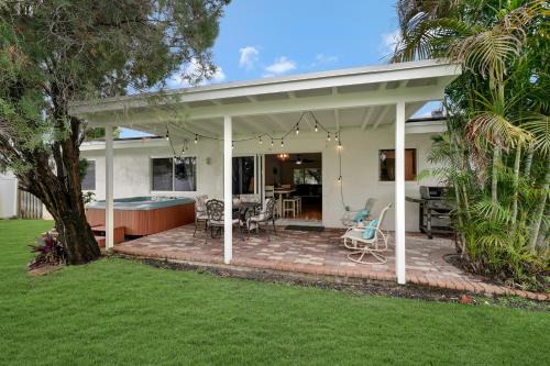 South Corals House | Retro Getaway Home By Pmi
