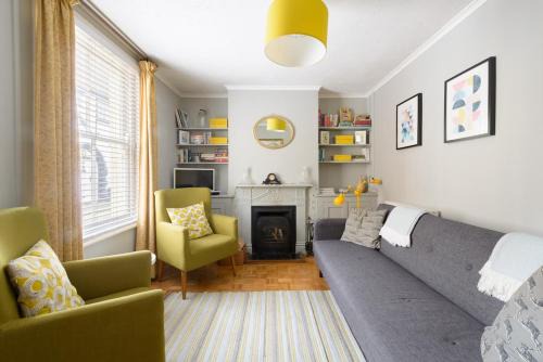 Sandwich House | Retro Inspired Design Home in the Heart of Sandwich