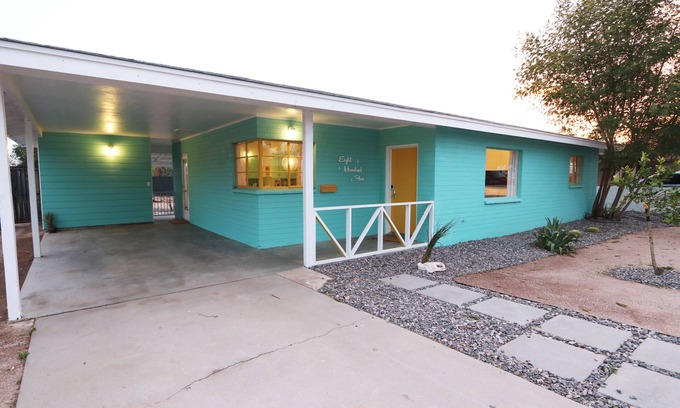 Buckeye House | Retro Retreat in the Heart of Downtown Buckeye, Arizona