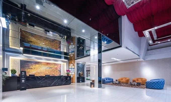 Zhuhai Gongbei Apartment | Rezen Regency Hotel