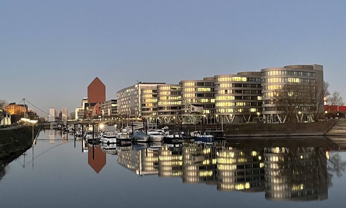 Kaßlerfeld Boat Rental | Rhein Yacht Lexa