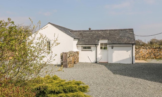 Rhyd-y-clafdy House | Rhos Y Foel Cottage