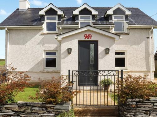 Llanfyrnach House | Rhoshill