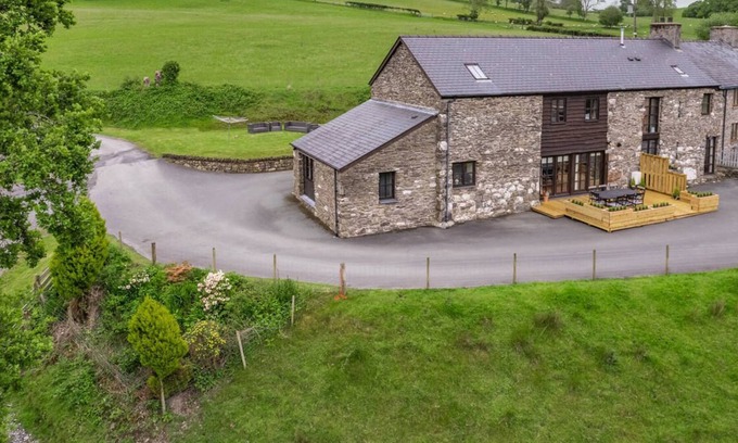 Cemmaes House | Rhyd y Gorlan in Machynlleth