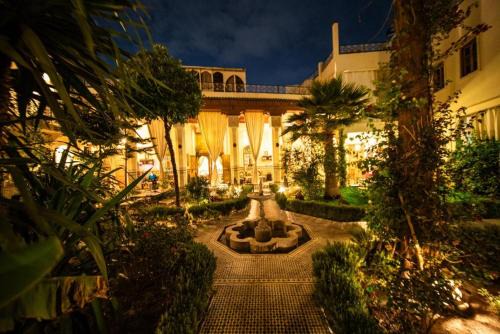 Bab Doukkala House | Riad 4 Jardins & Spa