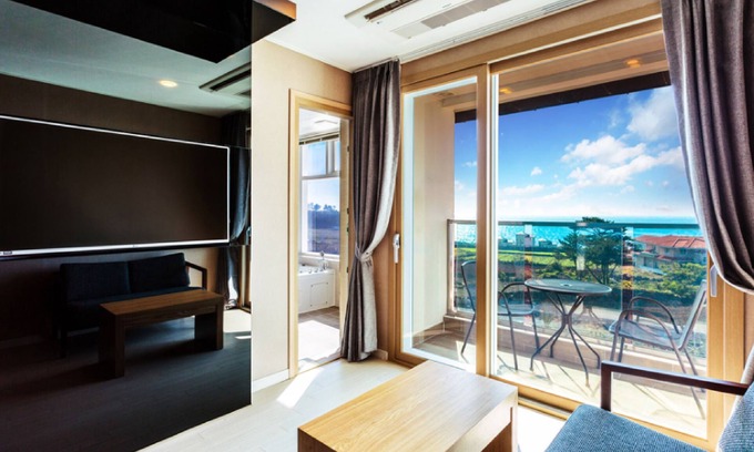 Aewol Hotel | Rich Hotel