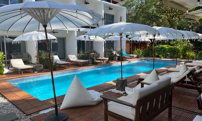 Playa Guiones Hotel | Ride On! Surf Hotel