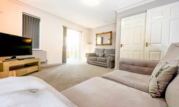 Boston House | Rider Gardens Holiday Home