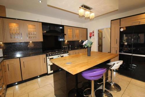 Rotherham House | Ridge House