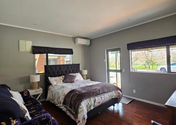 Oruanui House | Ridgetop Farmstay