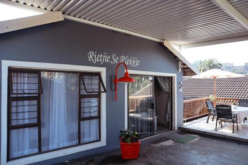 Amanzimtoti Apartment | Rietjie Se Plekkie