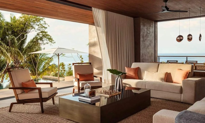 Lo de Marcos House | Right On The Beach! Balcony, Outdoor Pools, Free Breakfast, Free Parking!