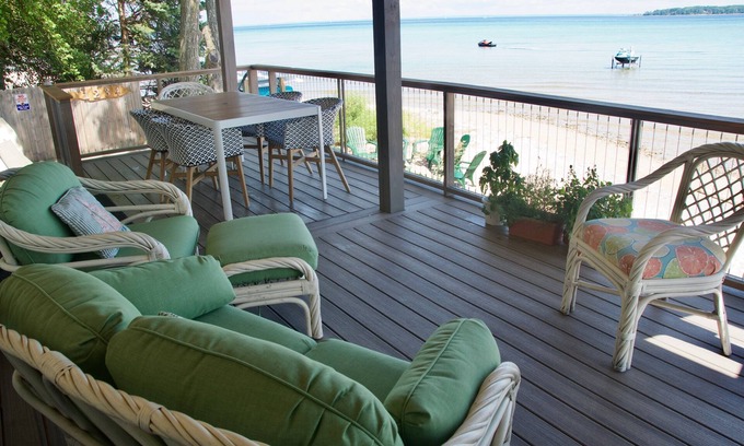 Suttons Bay Cottage | Right on the Lake Michigan - walk to town and across from TART trail