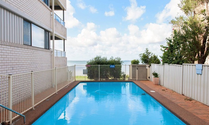 Soldiers Point Apartment | Right on the water at Soldiers Point