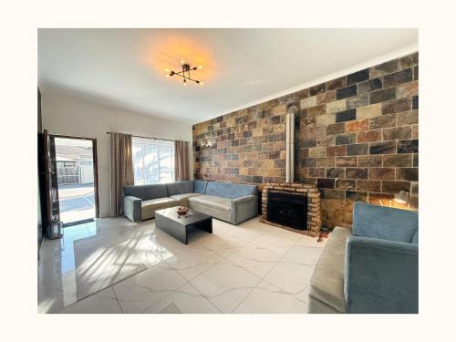 Lansdowne Apartment | Rihla Residences - Civic Road