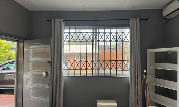 Monrovia Apartment | Rimal