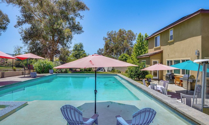 Bakersfield House | Rio Bravo Country Club Home in Bakersfield w/Pool
