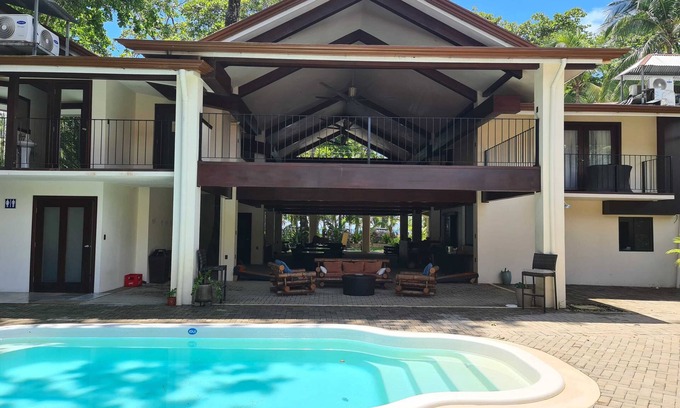 Dominical Hotel | Rio Celeste King Room at Hona Beach Hotel