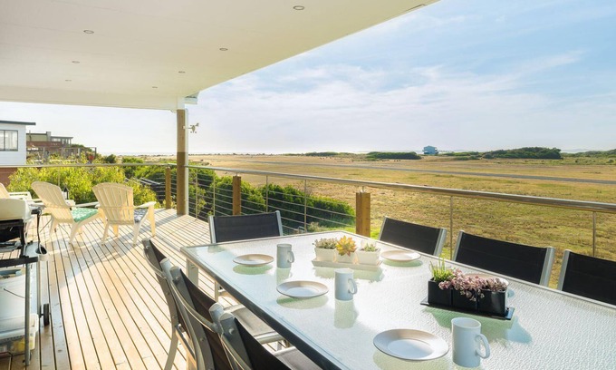 Cape Woolamai House | Riptide @Cape Woolamai - sleeps 8