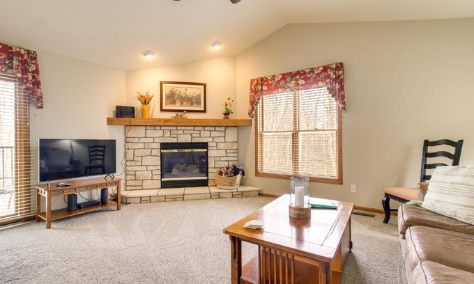 Egg Harbor Apartment | Rise and Shine in Door County! Egg Harbor Haven