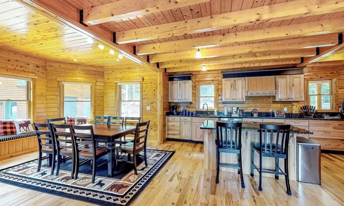 Rockwood House | Rise n' Shine Maine - A Lakefront Loghouse in the Woods