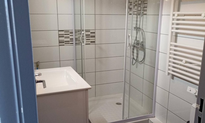 Risoul Apartment | Risoul 1850 apartment for 4 people near the slopes.