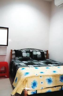 Kampung Kedai Lalat House | Rits Lodge