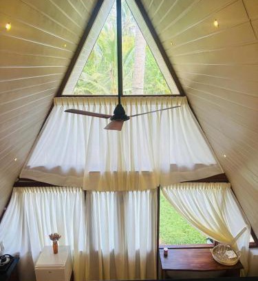 Midigama Ski Chalet | River Bend Nook