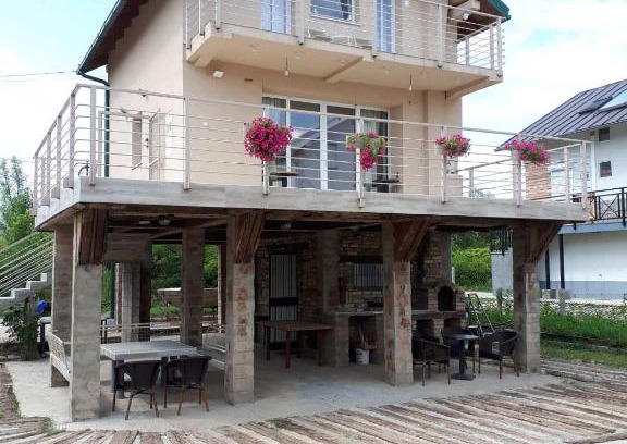 Novi Beograd House | River Casa